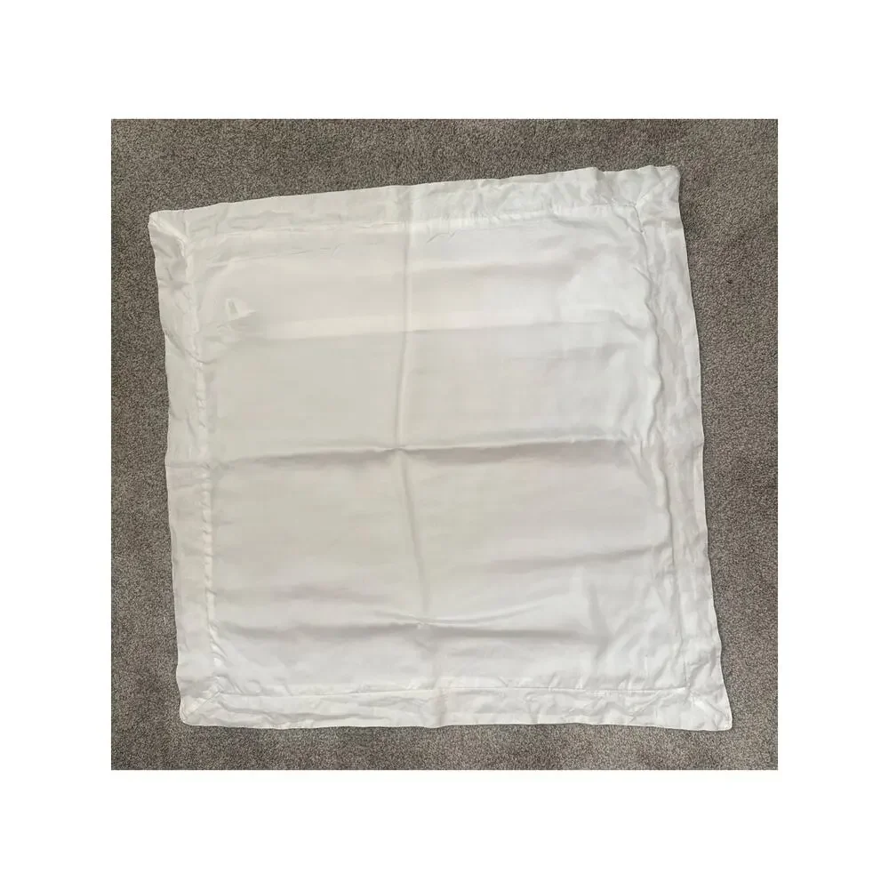 NWOT Pottery Barn White Tencel Lyocell & Linen Blend Euro Sham, 26x26